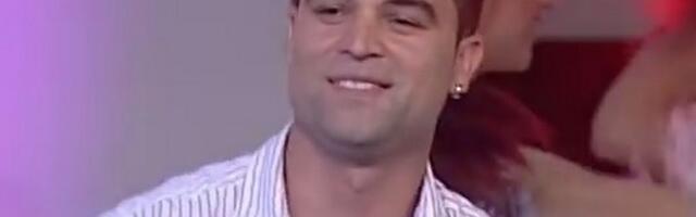 Pevač ima 44 godine i najmlađi je deka na estradi! Pokazao unuke i oduševio sve: "Moje princeze"