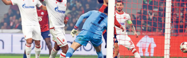 Звезда направила искорак у Лилу