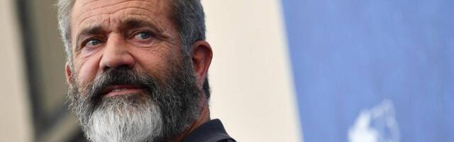 Mel Gibson snima „Pasiju“. Savetuje ga pop koji je papu Franju zvao „slugom Sotone“