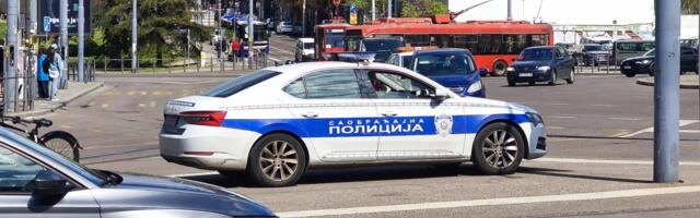 NASMRT PRETUKAO SUPRUGU U PORODIČNOJ KUĆI! Horor kod Lebana: Preminula od zadobijenih povreda, njemu ekspresno stavljene lisice!