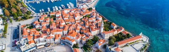 Prvi put u životu sam bio u Budvi i hteo sam da se odmah vratim kada sam shvatio koliko je sve skupo