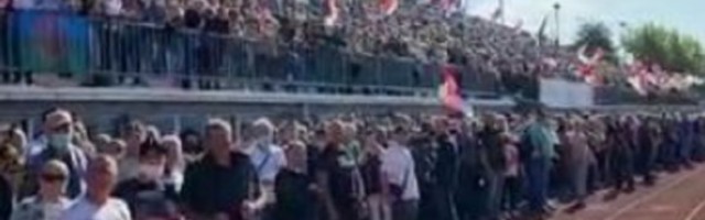 "U bre, koliko ljudi ste skupili!"