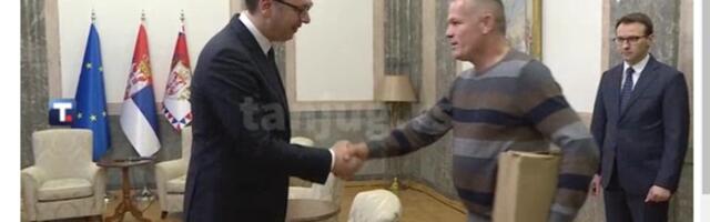 Вучић примио породицу Петровић из Велике Хоче: Колико је вама било тешко нама је било још теже