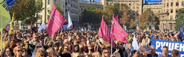"Držao sam časove i vama lažovima i prevarantima": Novi veliki protest prosvetara (FOTO, VIDEO)