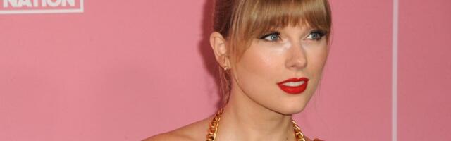 Verila se Tejlor Svift (FOTO)