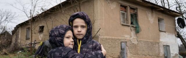 „Tata, ja sam njega zvao na rođendan, što on mene nije?” Aca i Relja u kandžama siromaštva sakupljaju orahe da bi preživeli