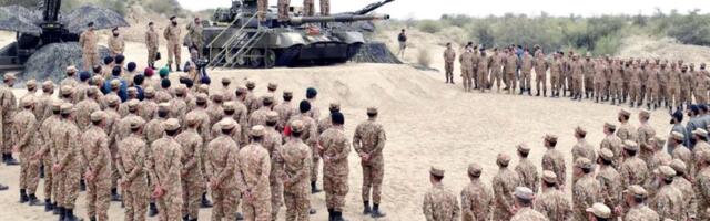Pakistan rasporedio 8.000 vojnika i eskadrilu borbenih aviona u Saudijskoj Arabiji: Mir sve dalje