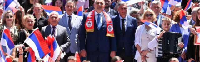 Деца са Космета на пријему у Влади РС