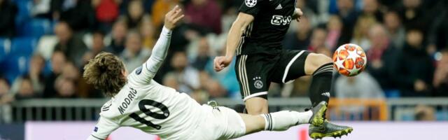 Dušan Tadić novi fudbaler holandskog NEC-a