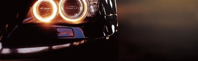 BAKA PREDUZETNIK (91) "TOPI ASFALT" SVOJIM BLINDIRANIM BMW-OM! Crnogorka kupila besni auto od 200.000 evra: OD ČEGA, OD PENZIJE?!