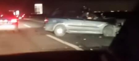 SAOBRAĆAJKA NA AUTO-PUTU KOD INĐIJE! Zbog nesreće formirane kolone, objavljen i snimak neposredno nakon udesa - SRČA PO PUTU (FOTO)