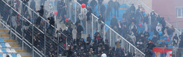 HAOS U NOVOM PAZARU: Ovaj snimak najbolje oslikava šta se dešavalo na Zvezdinom gostovanju (VIDEO)