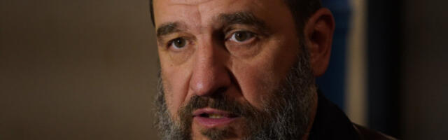 SKANDAL U ZVEZDARA TEATRU! Nenad Jezdić POBESNEO i prekinuo predstavu zbog bezobrazluka u publici: Zagrmeo sa scene na OVOG muškarca!