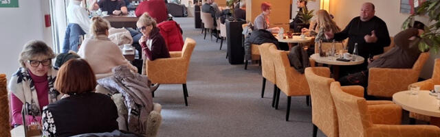 FOTO: Kafe „Izlog“ privremeno na prvom spratu Hotela „Vojvodina“