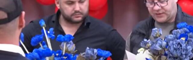 Asmin pocrveneo od sramote na proslavi svog 36. rođendana: Obratio se javno svojoj porodici "Izvinite"