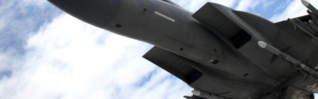 SAD tragaju za nestalim pilotom nakon obaranja F-15 u Iranu