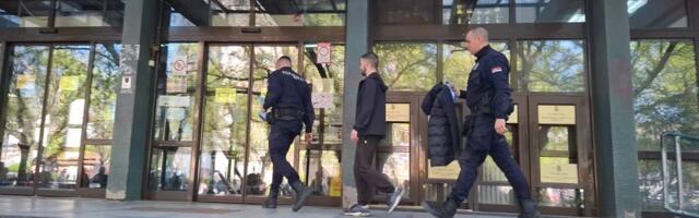 Pritvor za dve osobe u slučaju pronevere u Novom Sadu: Trećem osumnjičenom zabranjen kontakt sa svedocima
