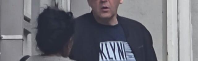KASPER HITNO DOJURIO U "LAZU", STIGLA I SESTRA MINE KOSTIĆ! Zajedno došli u posetu, evo šta se dešava na psihijatriji! (VIDEO)