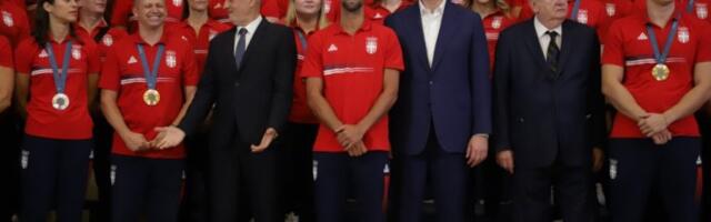 DŽABA VAM SVA PROPAGANDA! SPORTISTI uz DRŽAVU - brojke demantuju MRZITELJE iz OPOZICIJE i njihove medije!