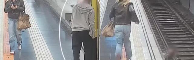 UZNEMIRUJUĆE! POLICAJKA ČEKALA VOZ, PA PRIMETILA MLADIĆA KAKO SE ČUDNO PONAŠA Pratila ga dok se kretao oko putnika, usledila je scena koja LEDI KRV! (VIDEO)