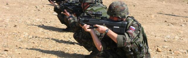 Slovenija šalje dva vojnika na Grenland