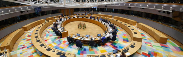 Орбан није одустао, Фон дер Лајенова обећава