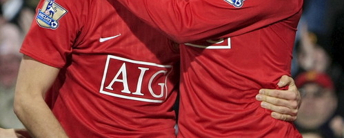 “BRATE MOŽEŠ LI LAKŠE?” Berbatov: Vidić nas je sve udarao