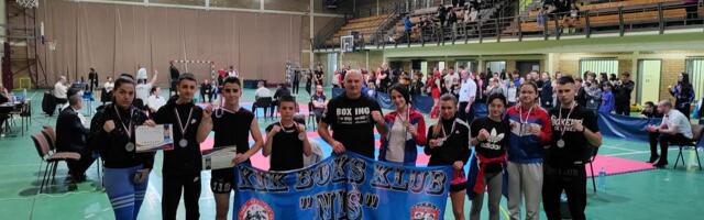 Kik boks klub „Niš“ šampionski započeo sezonu