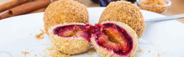 Knedle sa šljivama mogu da se prave i bez krompira! Tajna je u jednom SASTOJKU