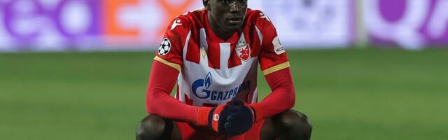 (VIDEO) Đigo, čoveče, šta uradi to? Primljen gol zbog stamenog štopera