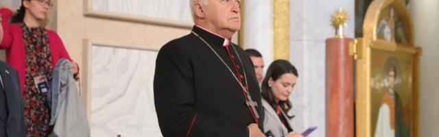 “SVAKOG BOŽIĆA ČUJEMO KRIK LJUDI, KRIK GLADNOG ČOVEKA”: Odjeknula Božićna poslanica beogradskog nadbiskupa, kardinala Nemeta