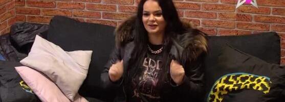 ONA ULAZI U ELITU 9! Bila u vezi s ovim pevačam, a priznala da je tri godine bila ljubavnica njegovom oženjenom kolegi