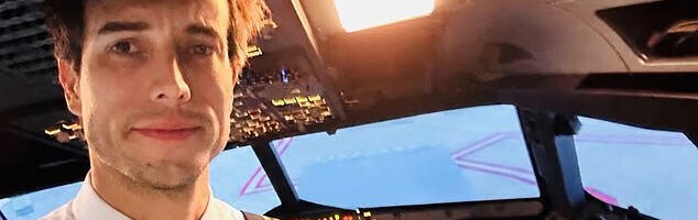 PILOT SE UBIO USRED LETA! Jeziva scena u vazduhu - Otvorio vrata i skočio, učenici rekao: "Znaš šta treba da radiš, samo napred!" (FOTO)