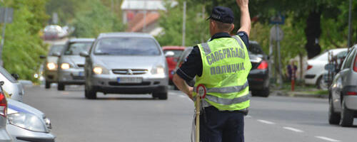 POJAČANA KONTROLA SAOBRAĆAJA TOKOM VIKENDA