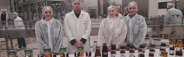 Брнабић: Преко програма „Моја прва плата” закључено 9 380 уговора са младима; Мартиновић: Ефекти одлични, 48 одсто нашло стално запослење